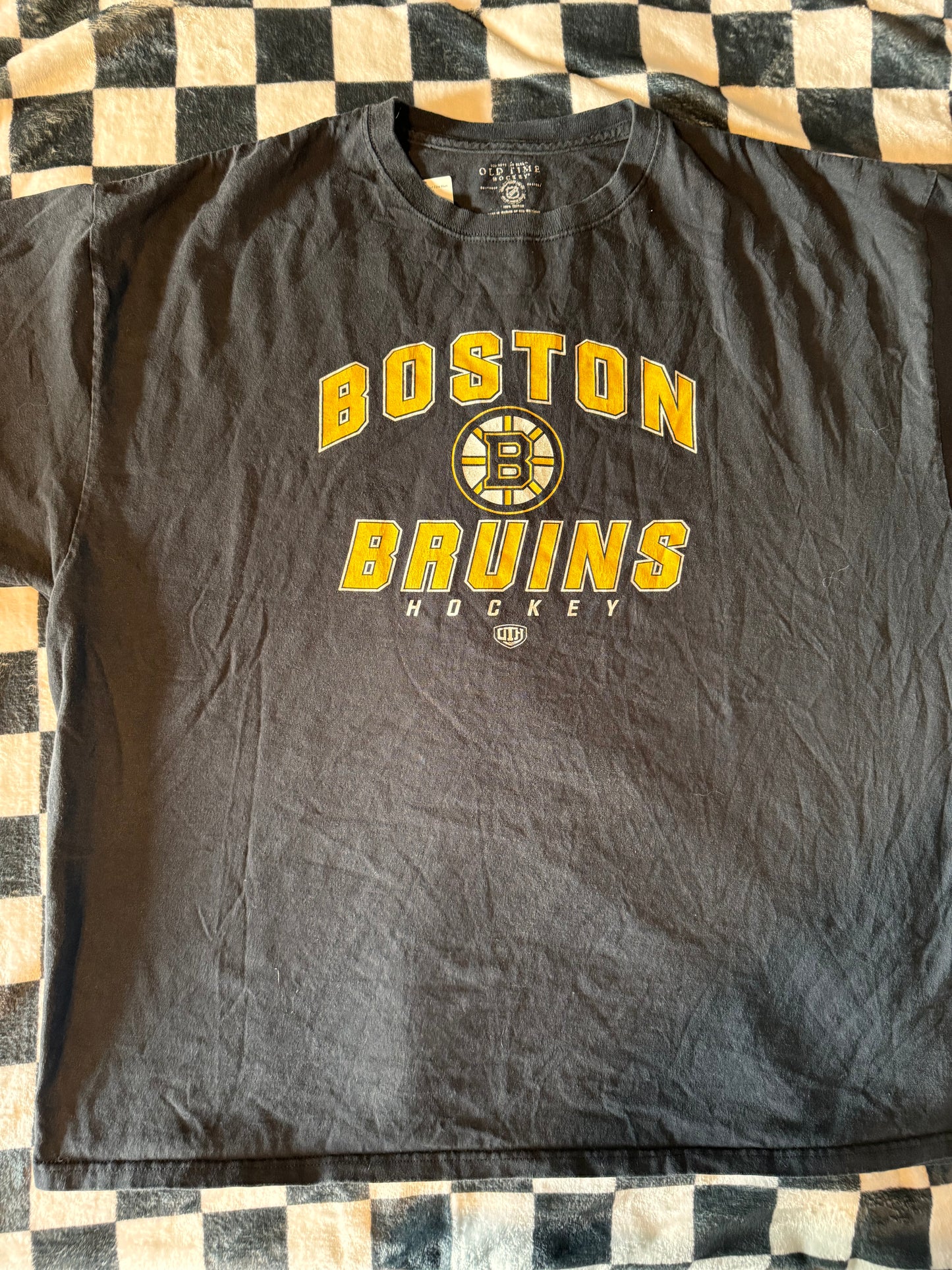 2XL misc graphic thrifted tees CLICK ME