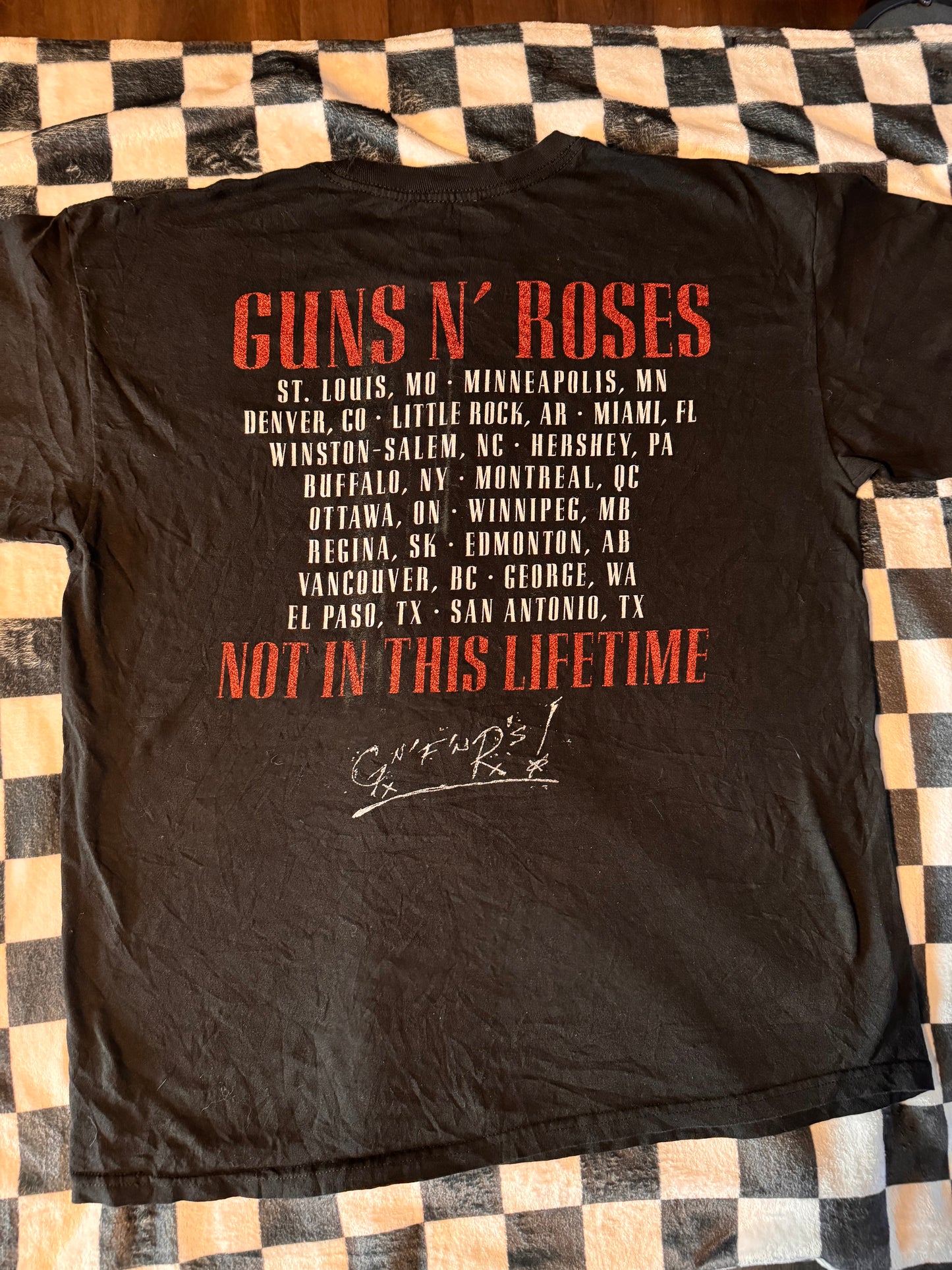 XL GNR thrifted CLICK ME