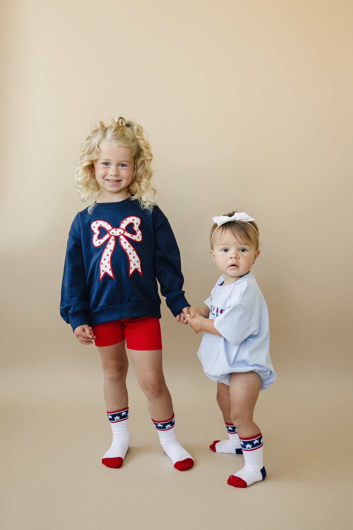 Tulip Bow Applique Crewneck Sweatshirt